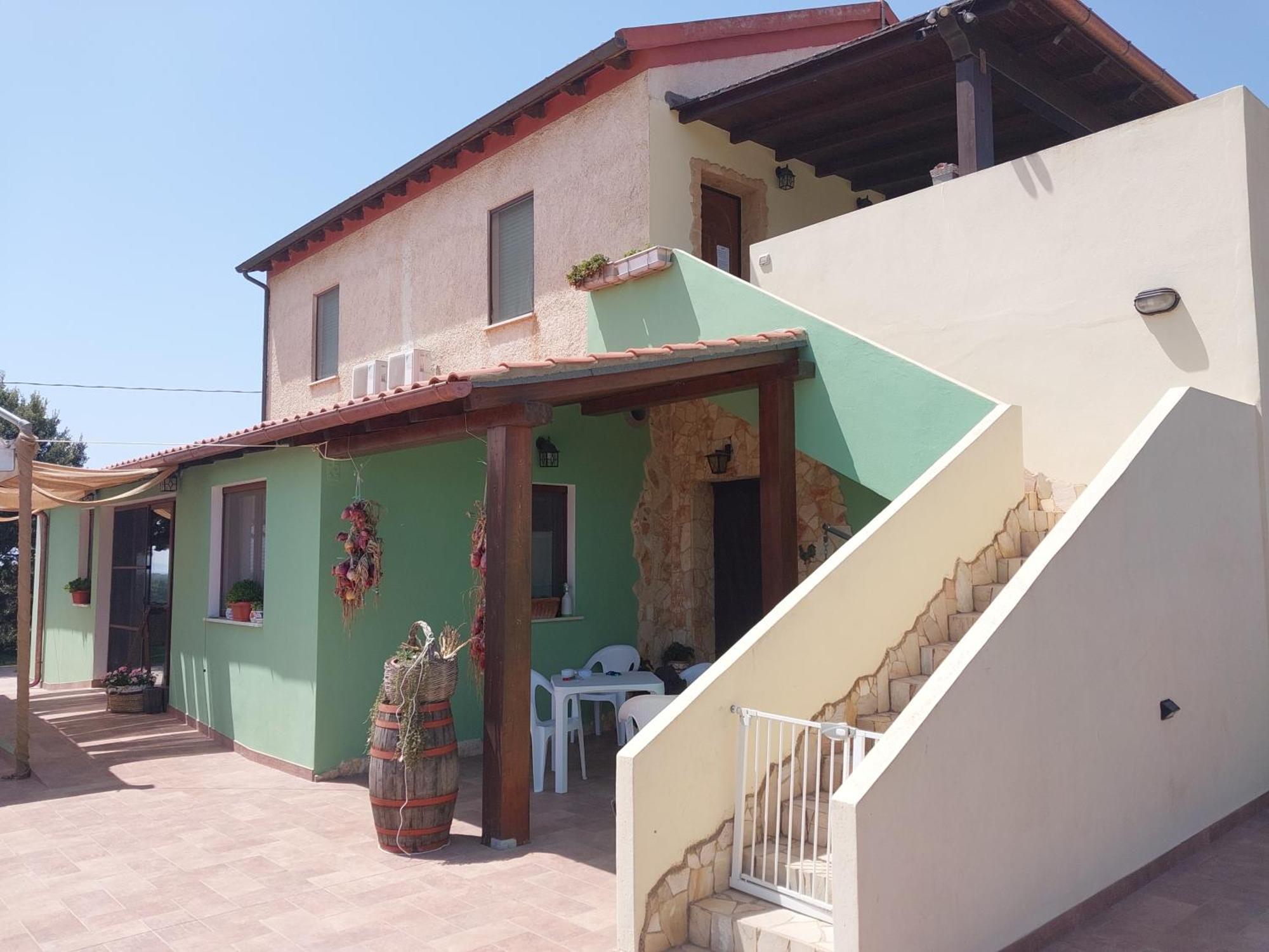 Fattoria La Traccia Villa Фертилия Екстериор снимка