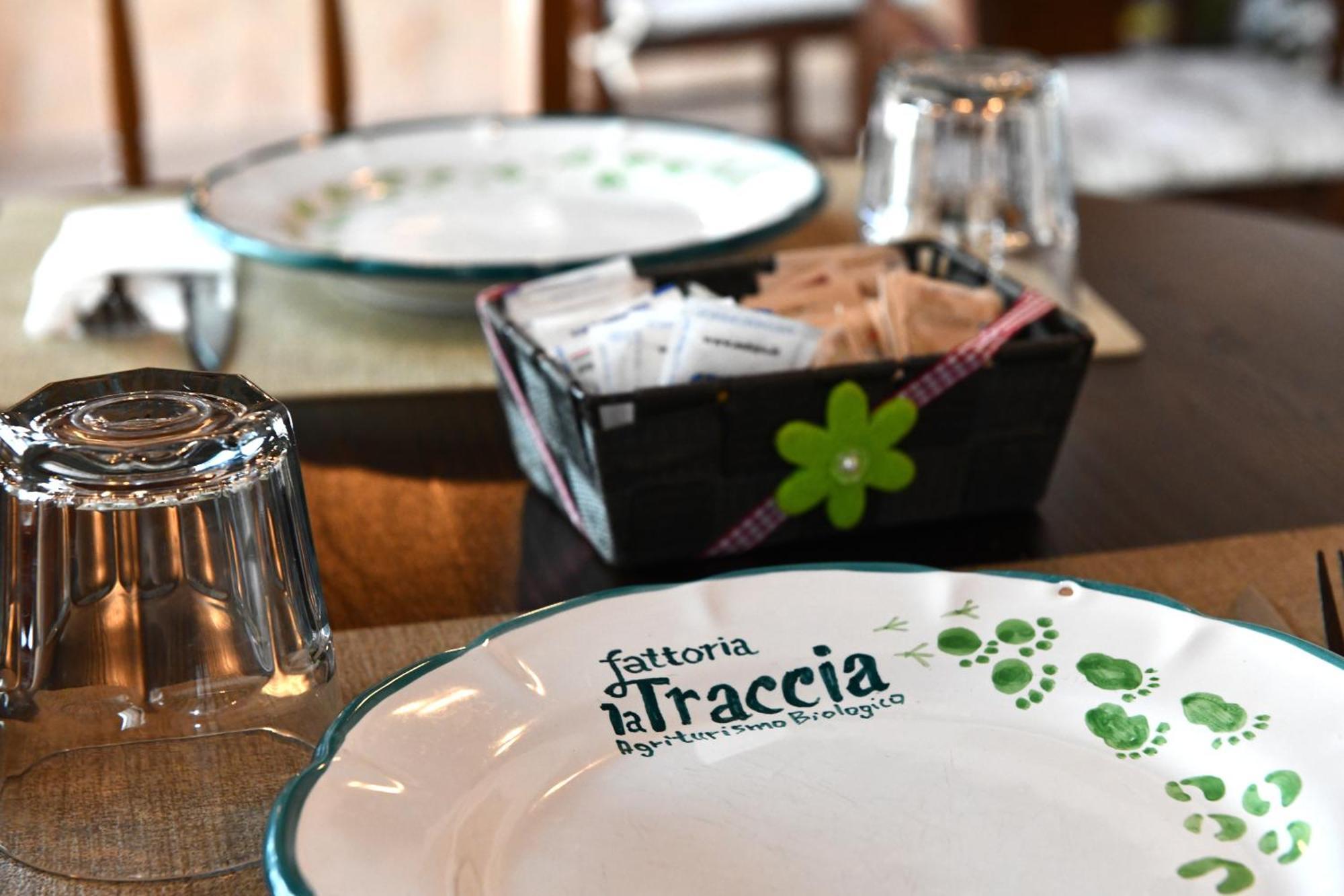 Fattoria La Traccia Villa Фертилия Екстериор снимка